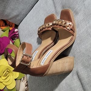 Steve Madden Carson Leather Ankle Strap Heel 6